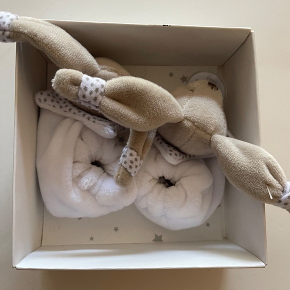 Doudou et Compagnie beige bunny baby booties - Rattle NEW - Picture 6 of 11